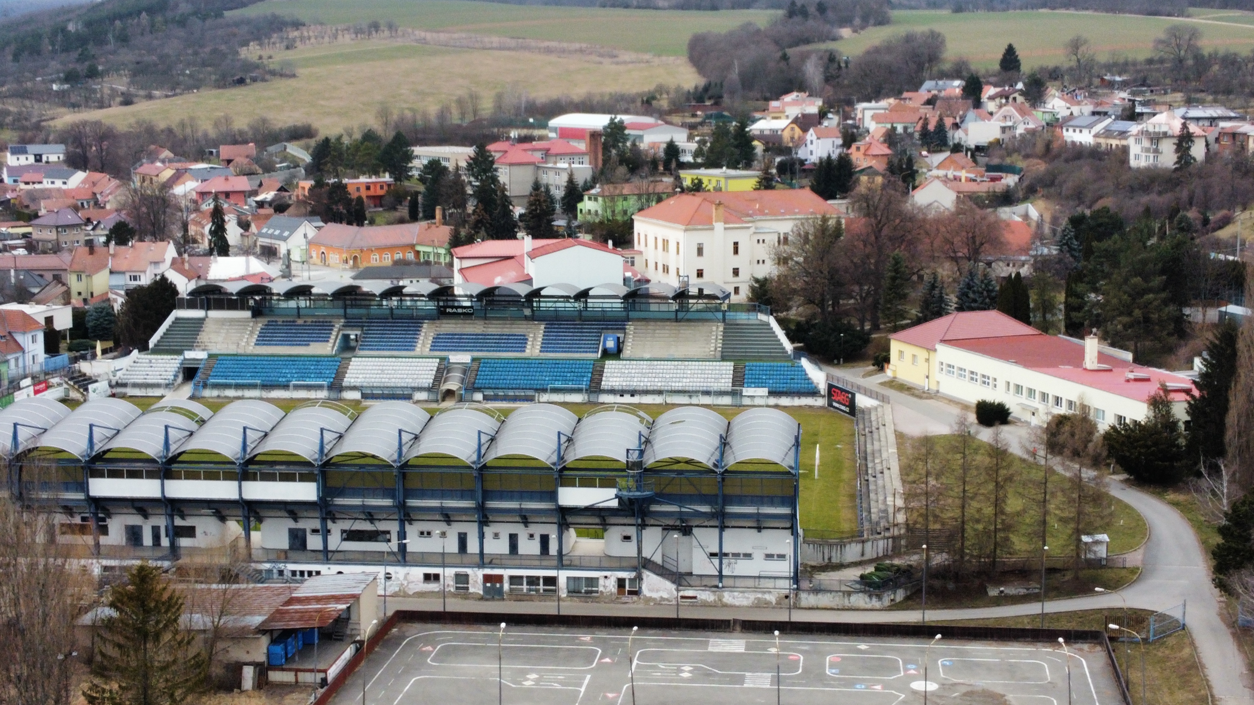 Fotbalové hřiště FK Drnovice foto 4