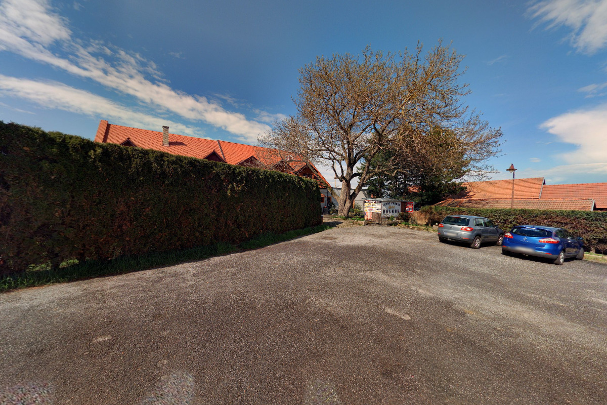 Nabíjecí stanice Letní parket Holkov foto 5