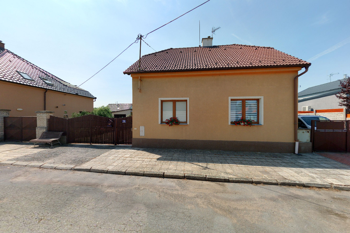 Erik Minařík - Topenářství