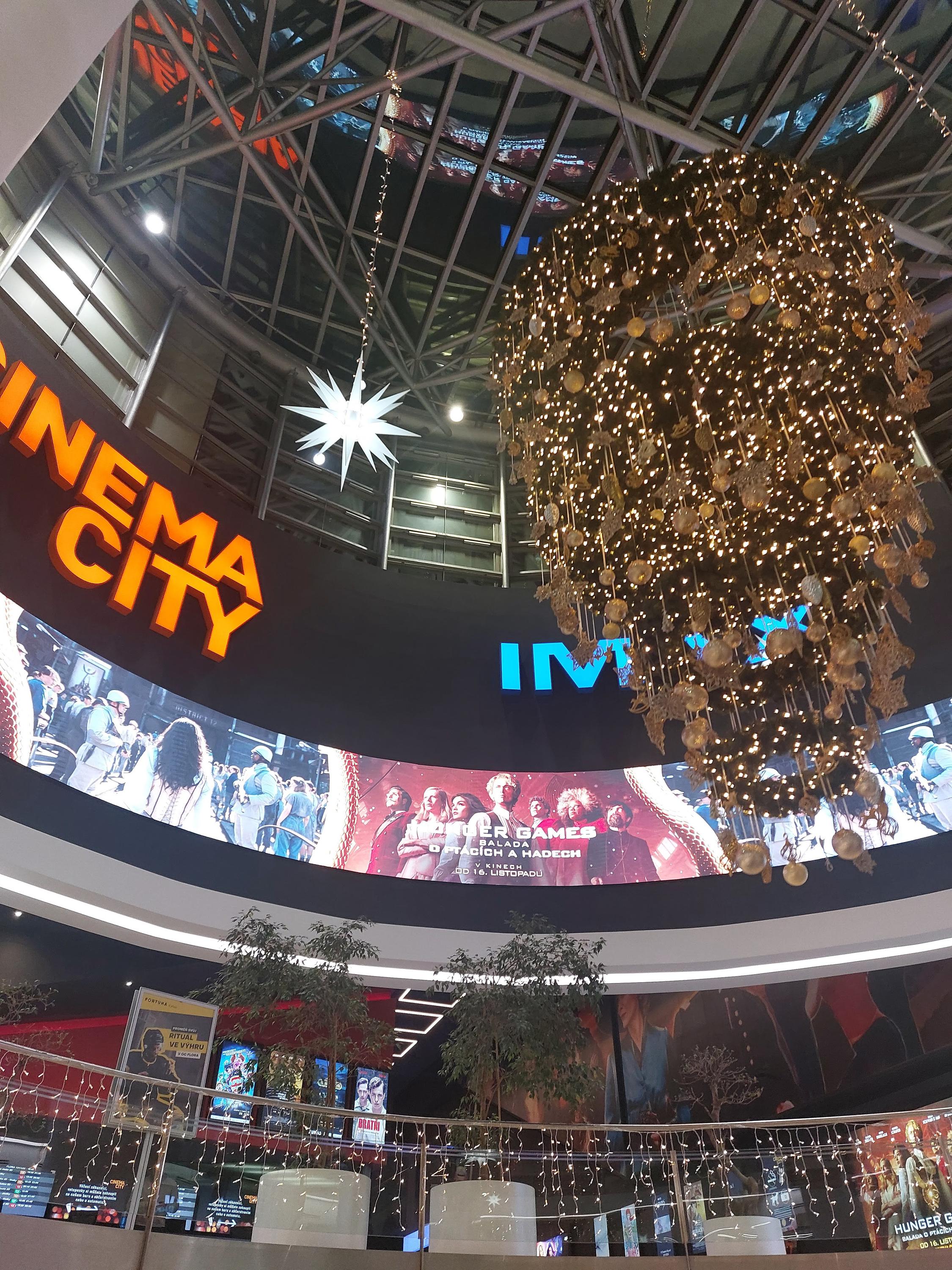 Cinema City Flora foto 4