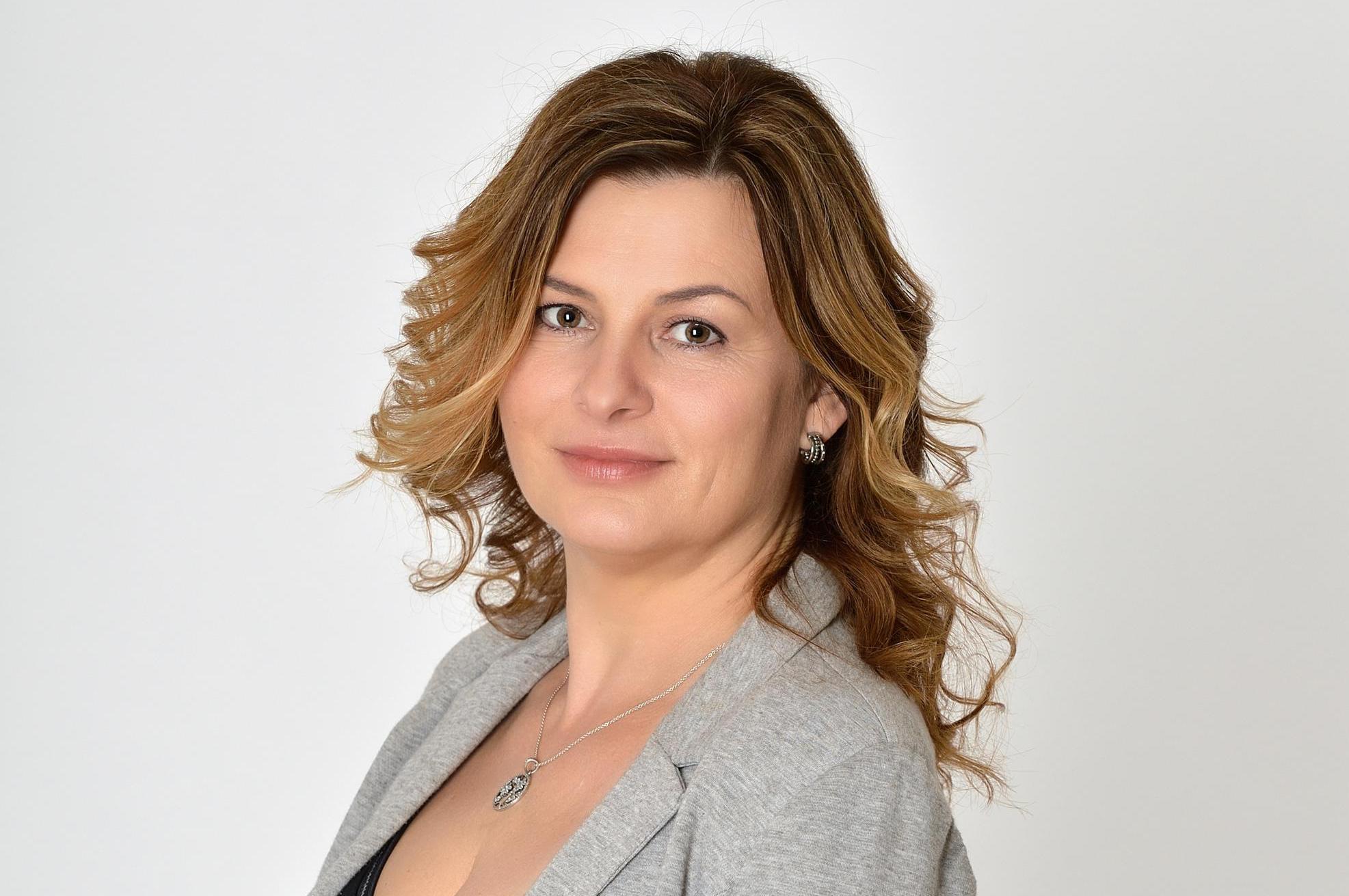 Marta Sýkorová - realitní makléřka RE/MAX G8 Reality