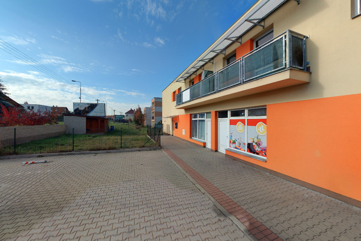 Potraviny Přeloučská 389 foto 2