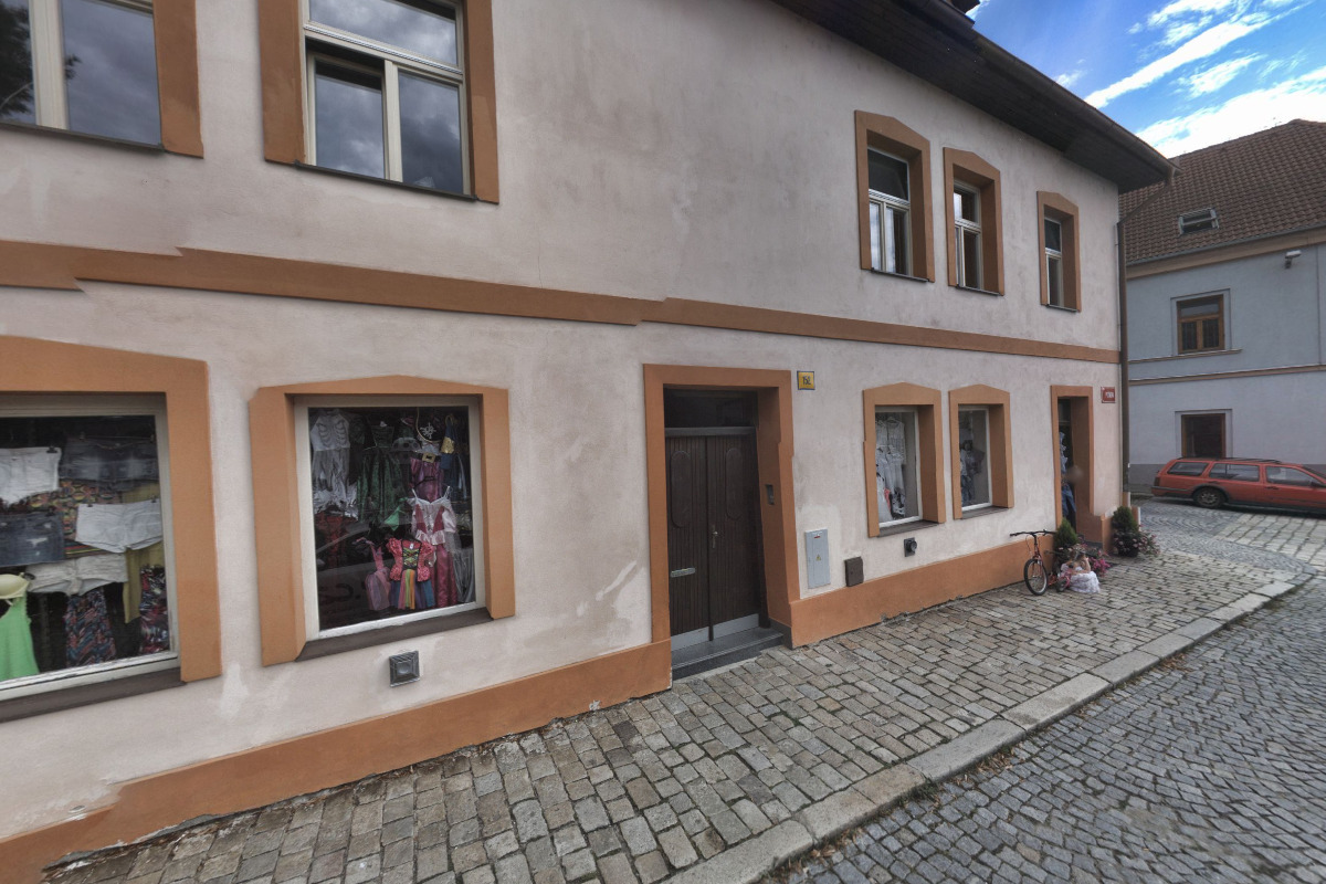 Prodej oblečení Lucie Kolpeková