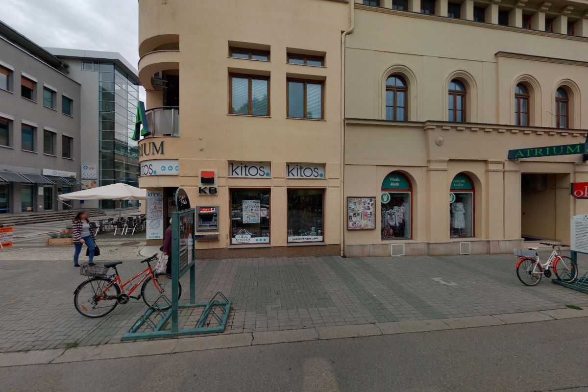 English Native Speaker