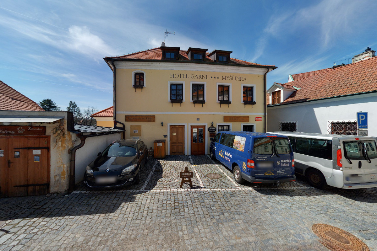 ČESKÝ KRUM LOVE, s.r.o.