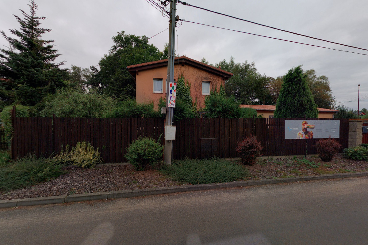 LaK centrum, s. r. o.