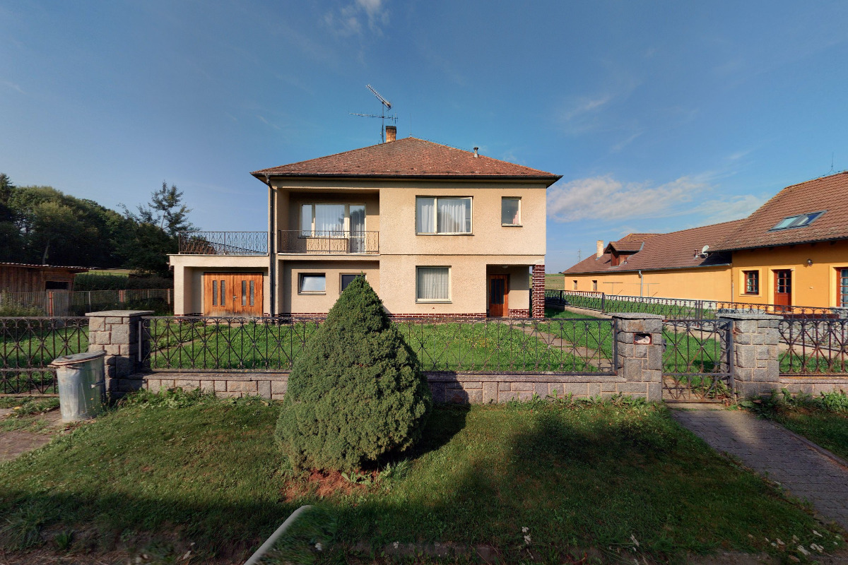 Blanka Křenková - Modrá pyramida