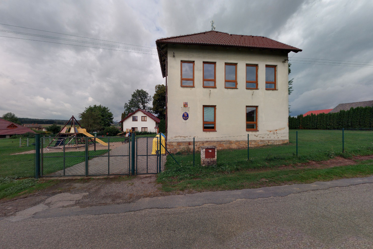 Hurtova Lhota - obecní úřad