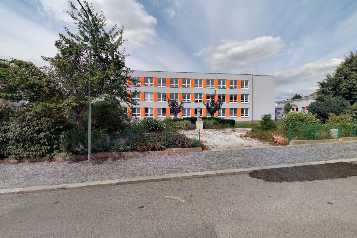 Základní škola Strakonice, Krále Jiřího z Poděbrad 882