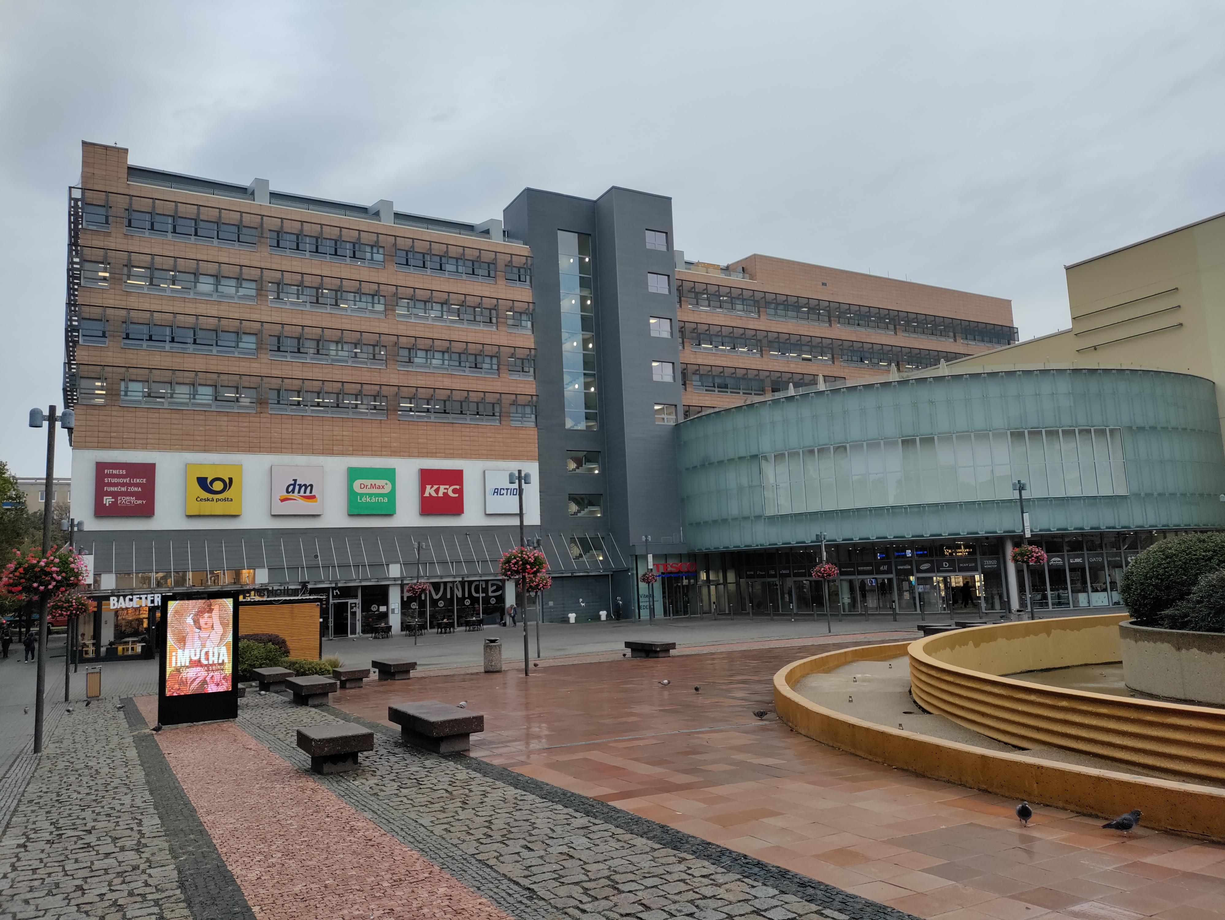 Tesco Hypermarket Praha Eden foto 4