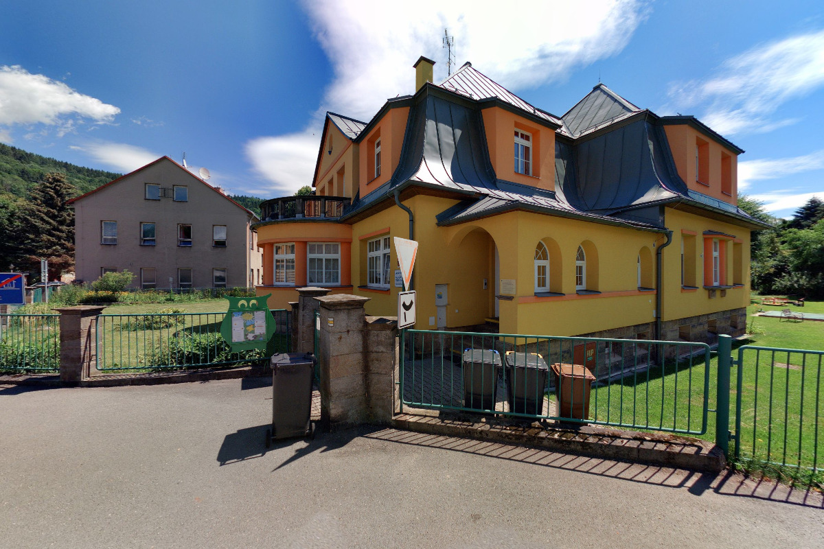 ZŠ a MŠ Svoboda nad Úpou foto 5