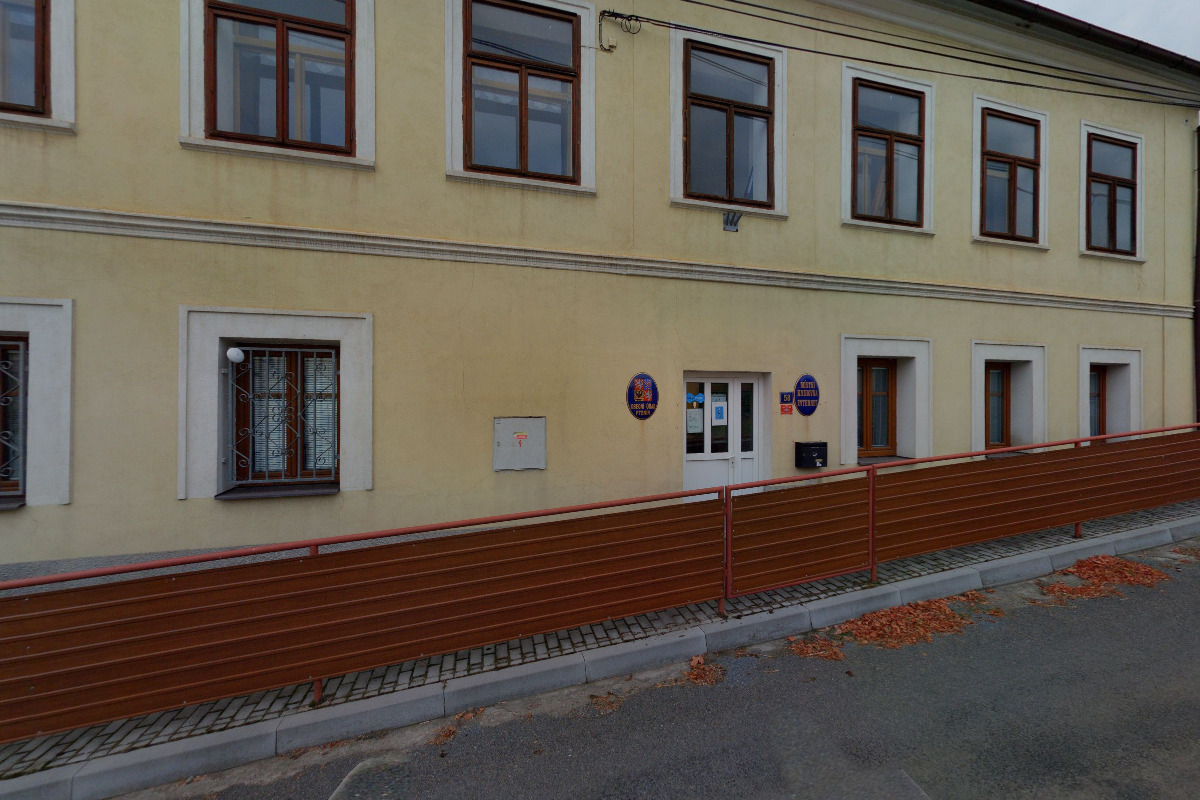 Obecní knihovna Ptenín foto 2