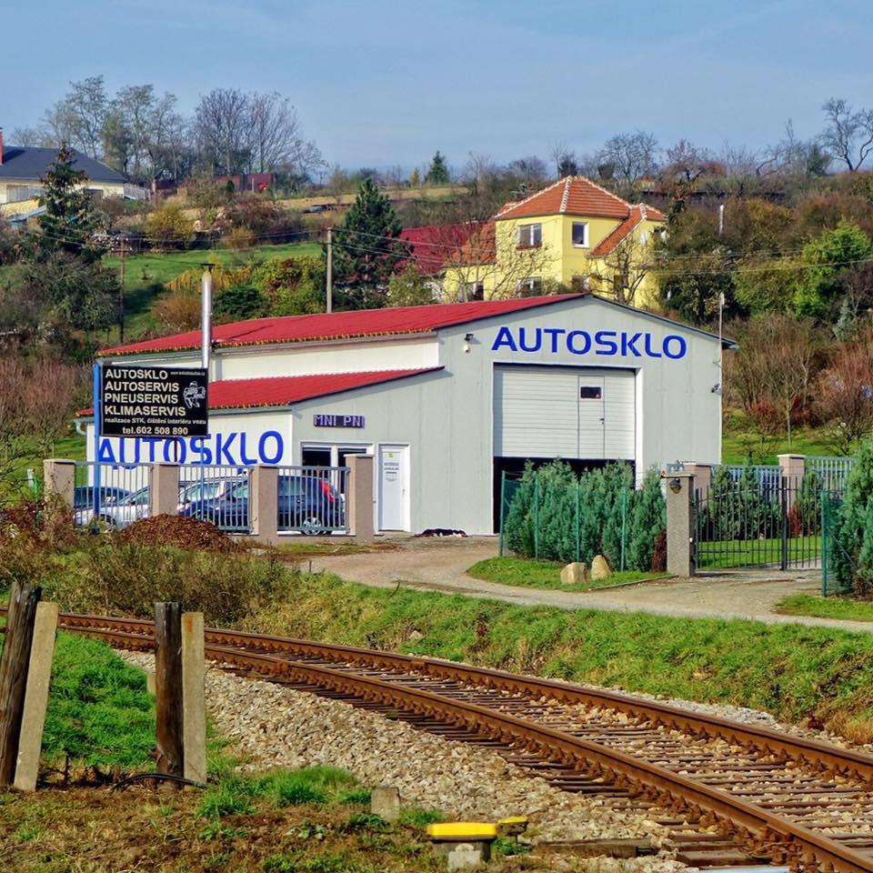 AUTOSKLO KUBAS foto 1