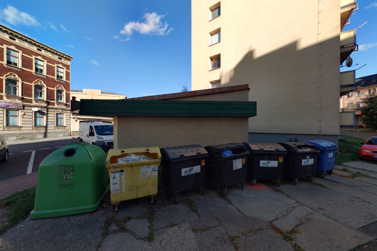 Vladimíra Szkatulová - Oriflame foto 2