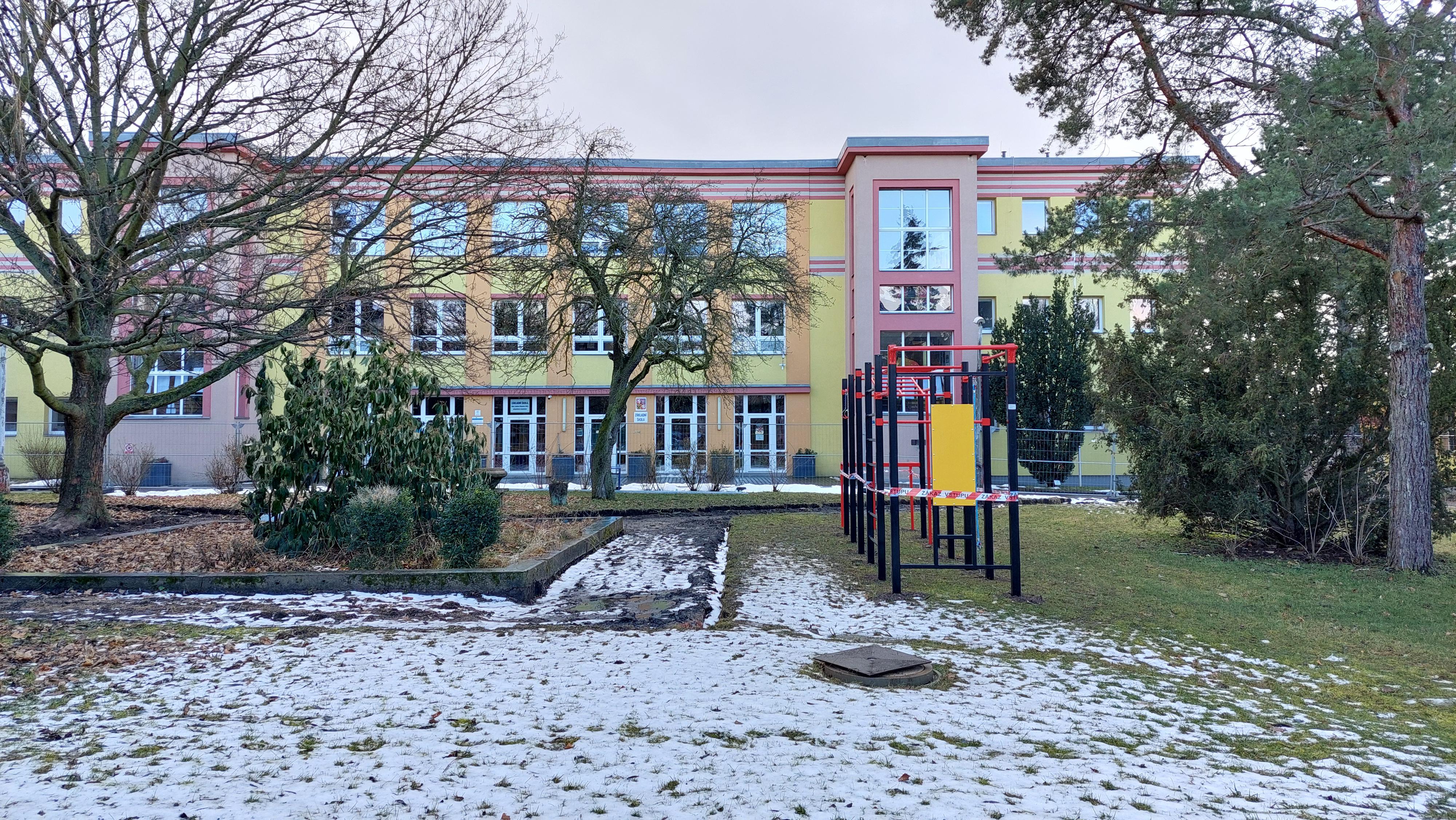 10. ZŠ Most foto 2