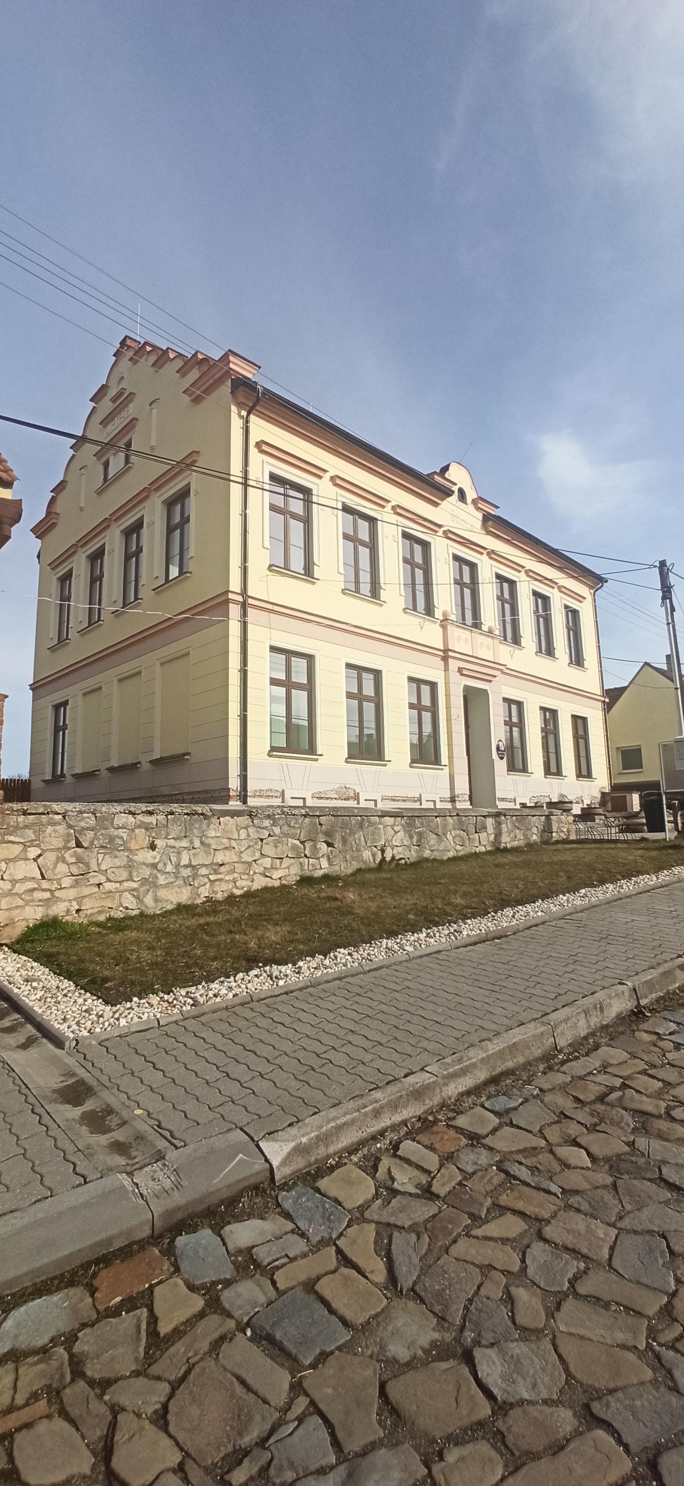 Kelčany - obecní úřad foto 2