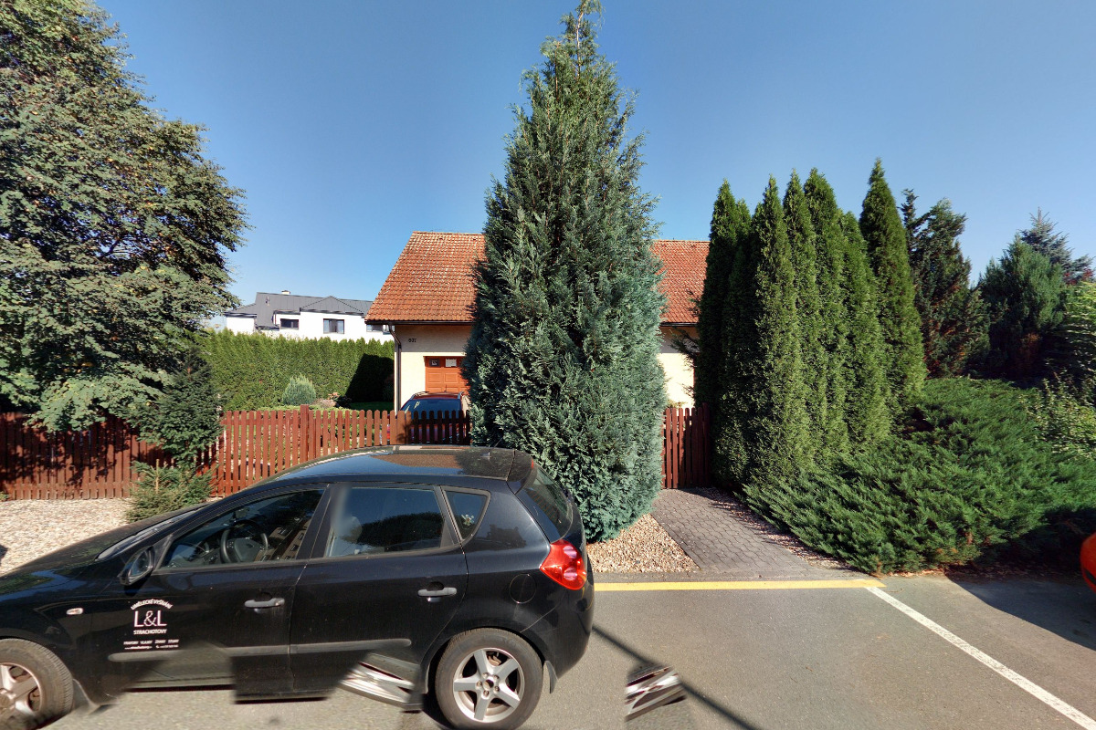 L & L Strachotovy - ruční umělecké vyšívání