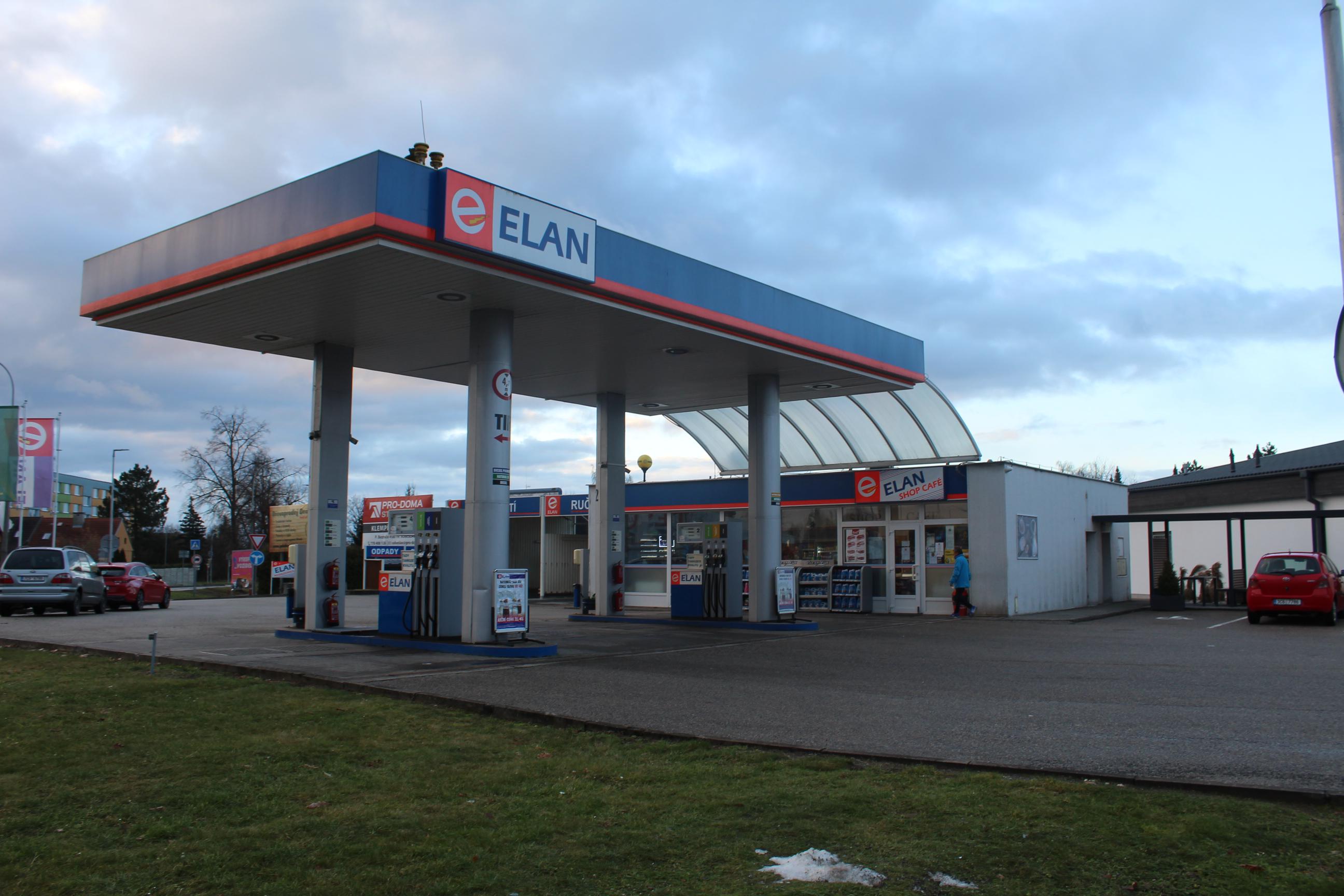 Čerpací stanice Elán foto 2