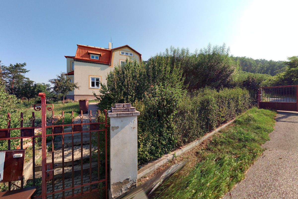 ZŠ a MŠ Želízy, okres Mělník