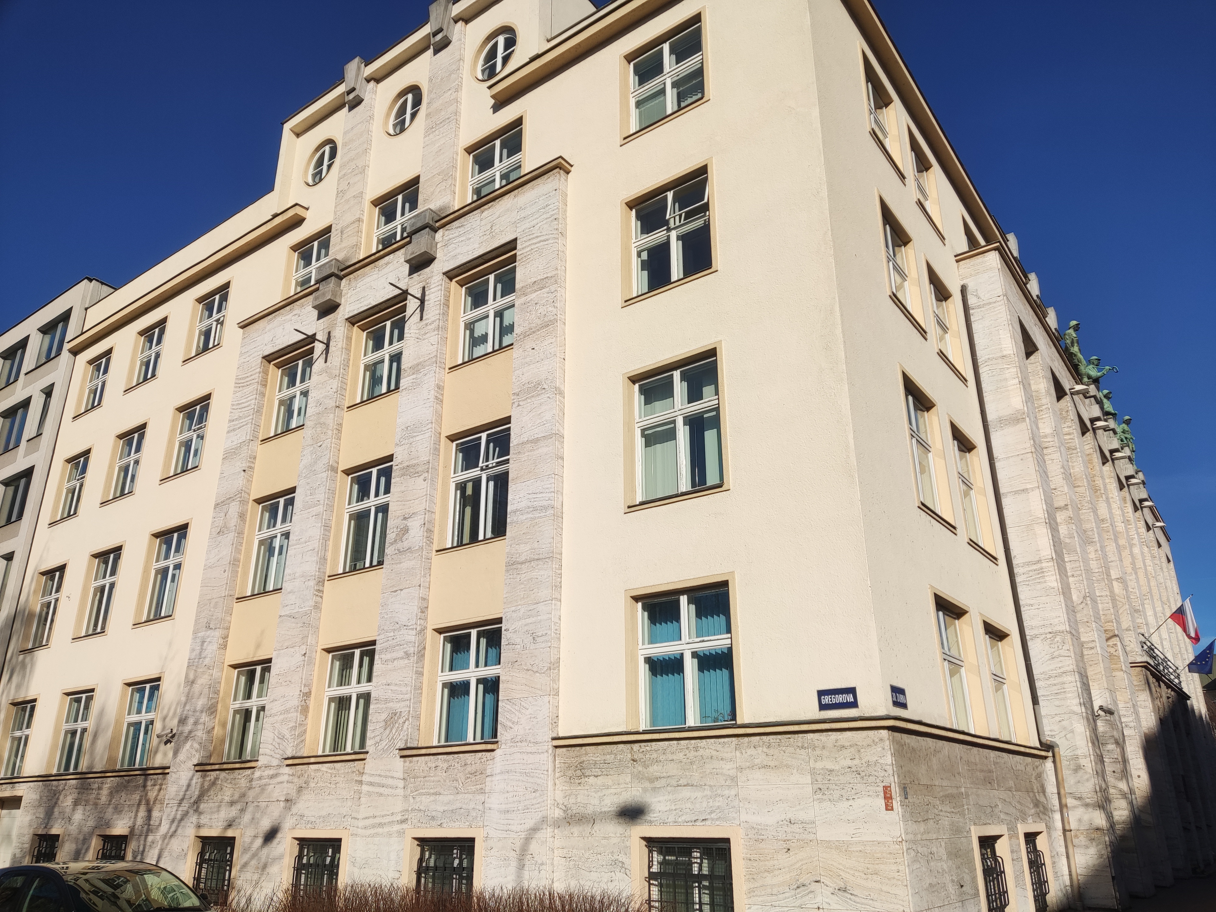 Magistrát města Ostrava - Oddělení evidence silničních vozidel foto 3