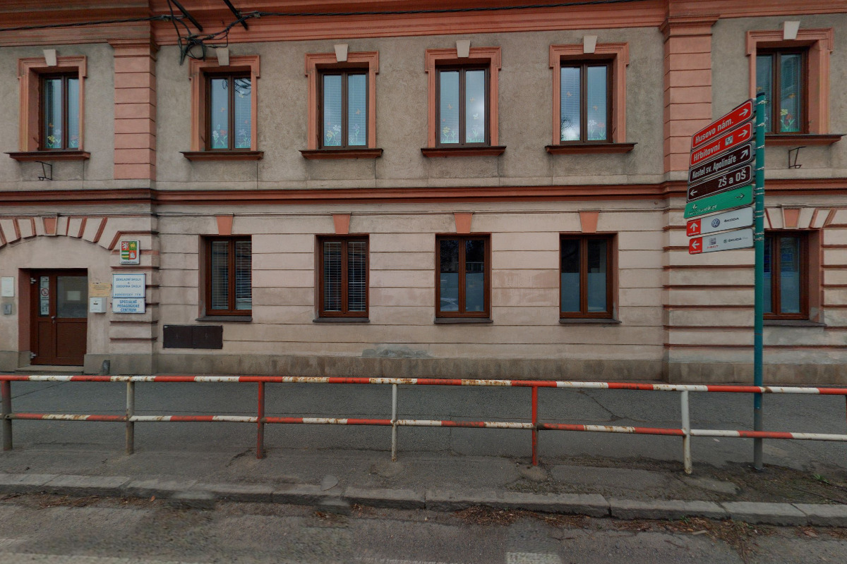 ZŠ a Odborná škola Horšovský Týn foto 2