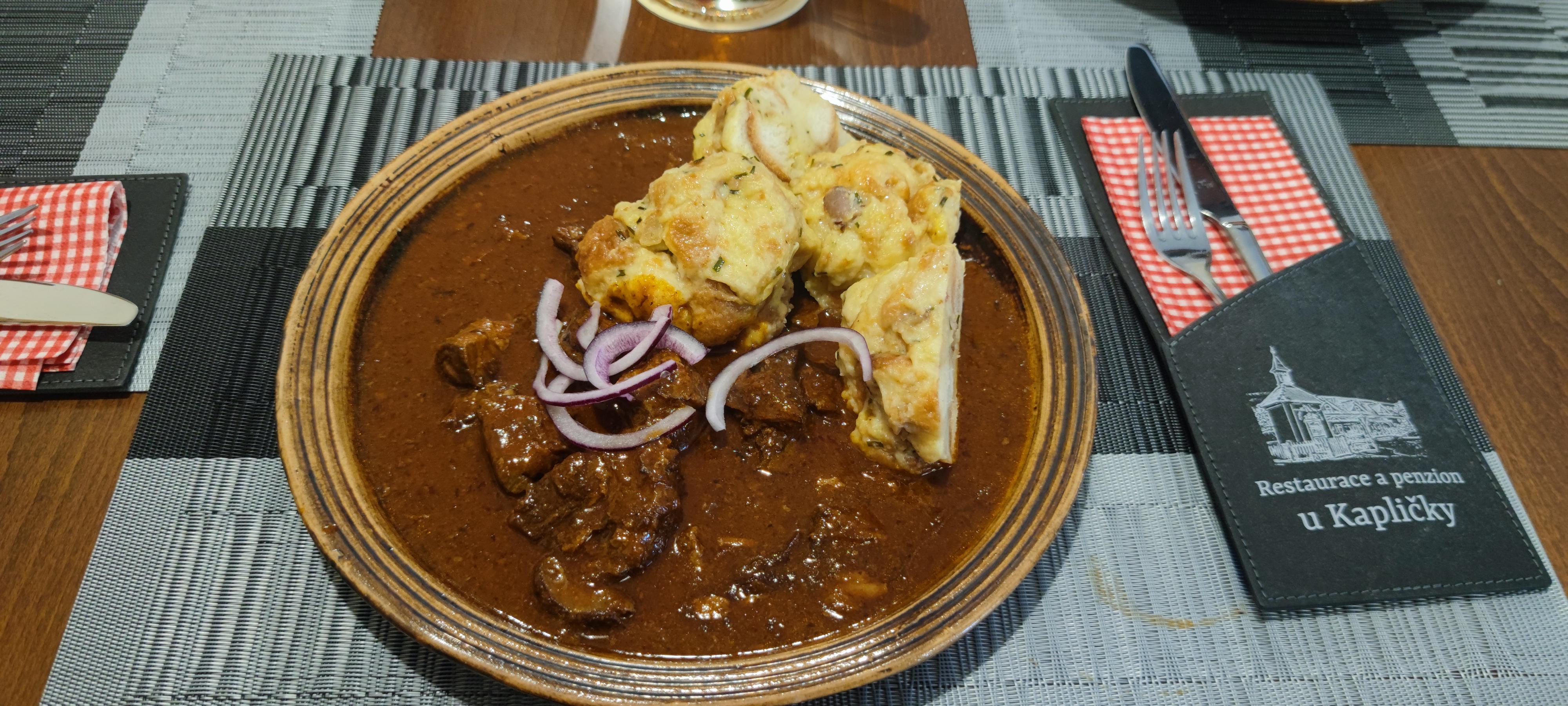 Restaurace u Kapličky foto 2