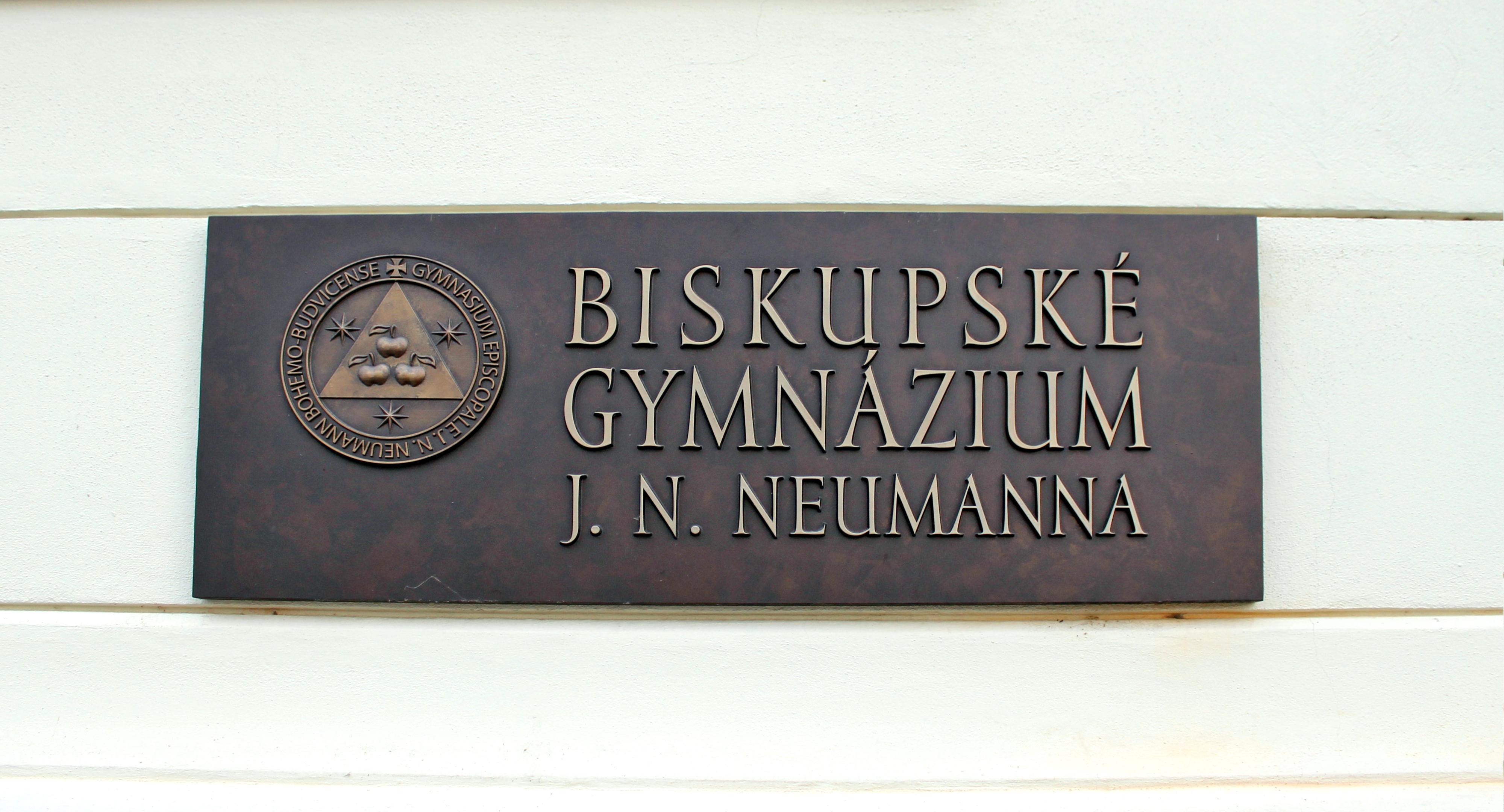 Biskupské gymnázium J. N. Neumanna a Církevní základní škola foto 6