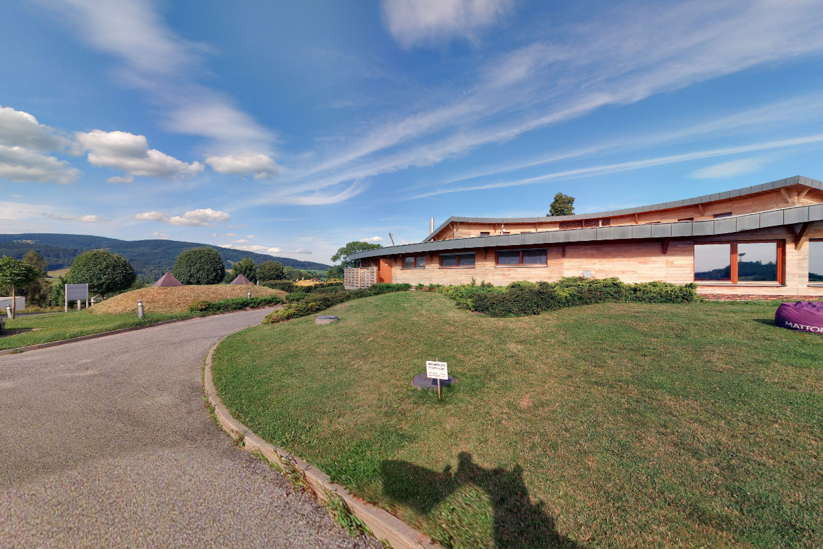 Hotel Grund Resort - nabíjecí stanice foto 1