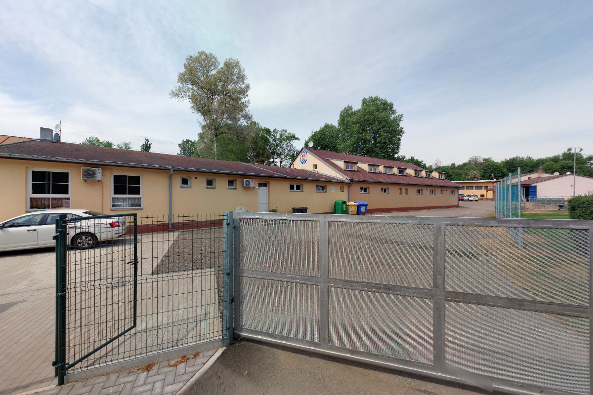 Hospoda na hřišti foto 1