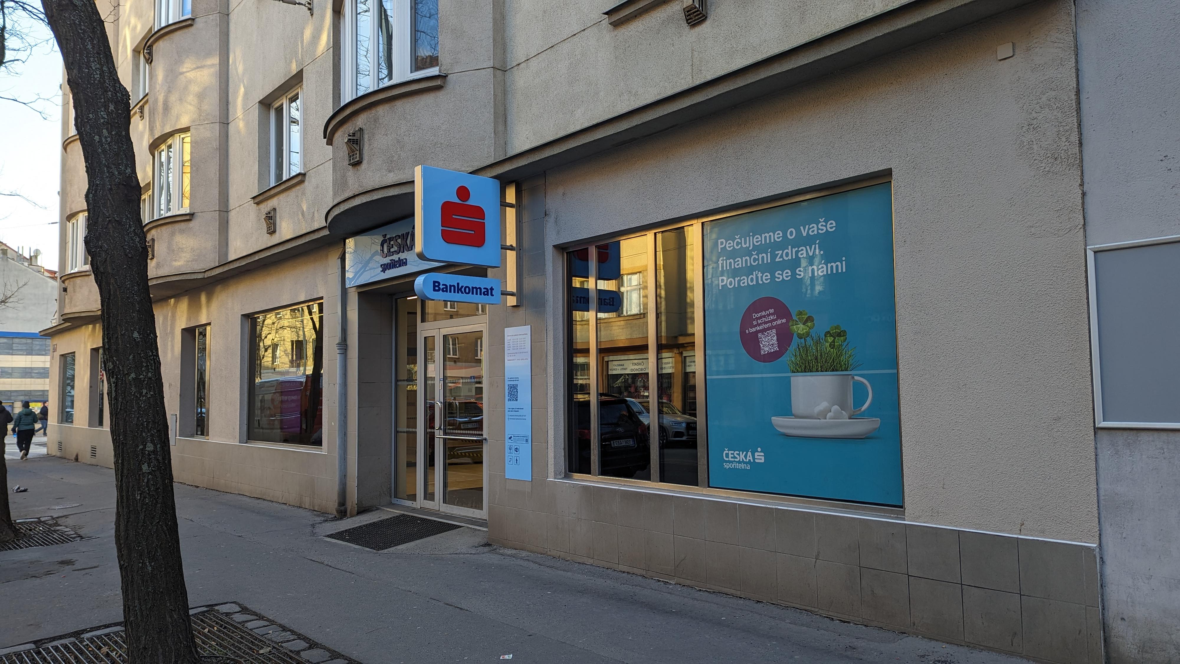 Platbomat České spořitelny foto 2