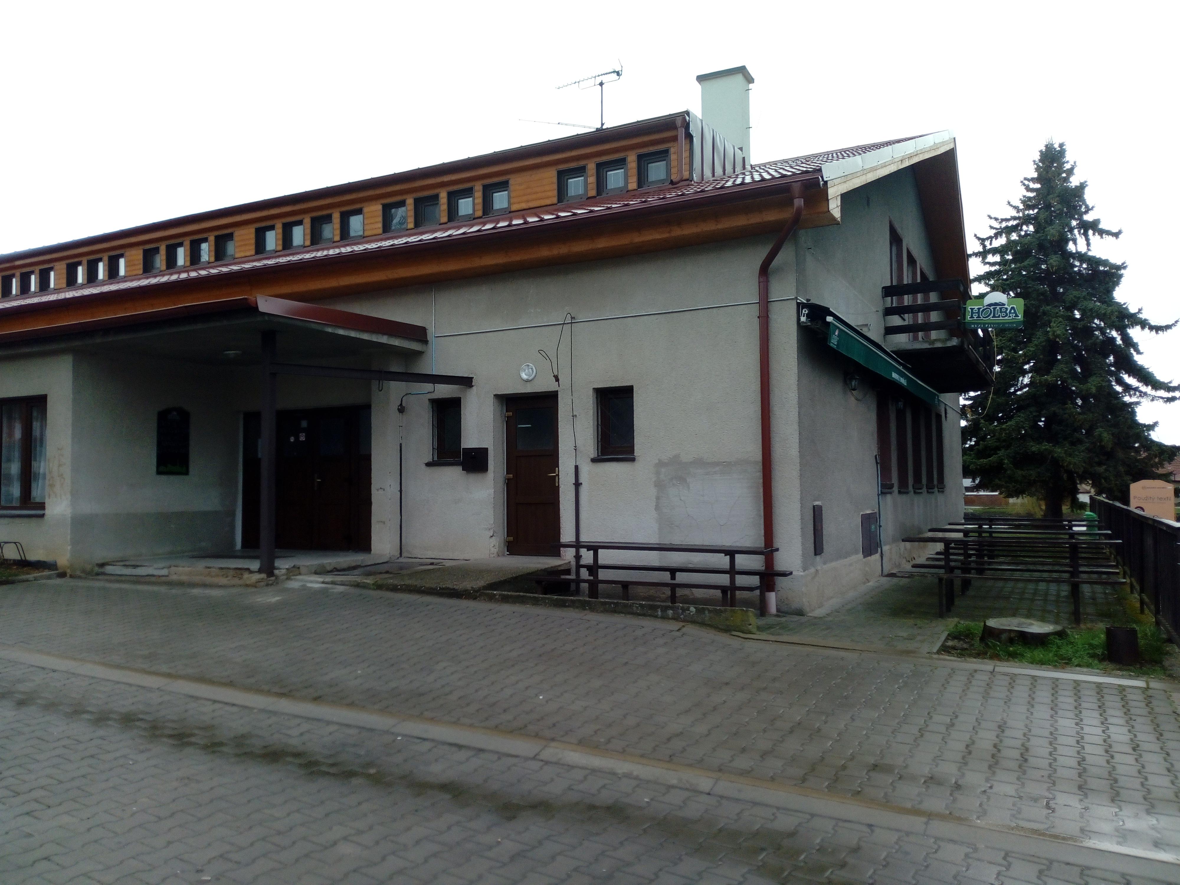 Restaurace u kostela pod Řípem 169