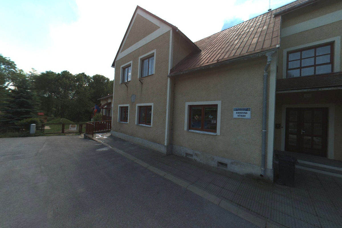 Základní škola, Chrastava, Vítkov