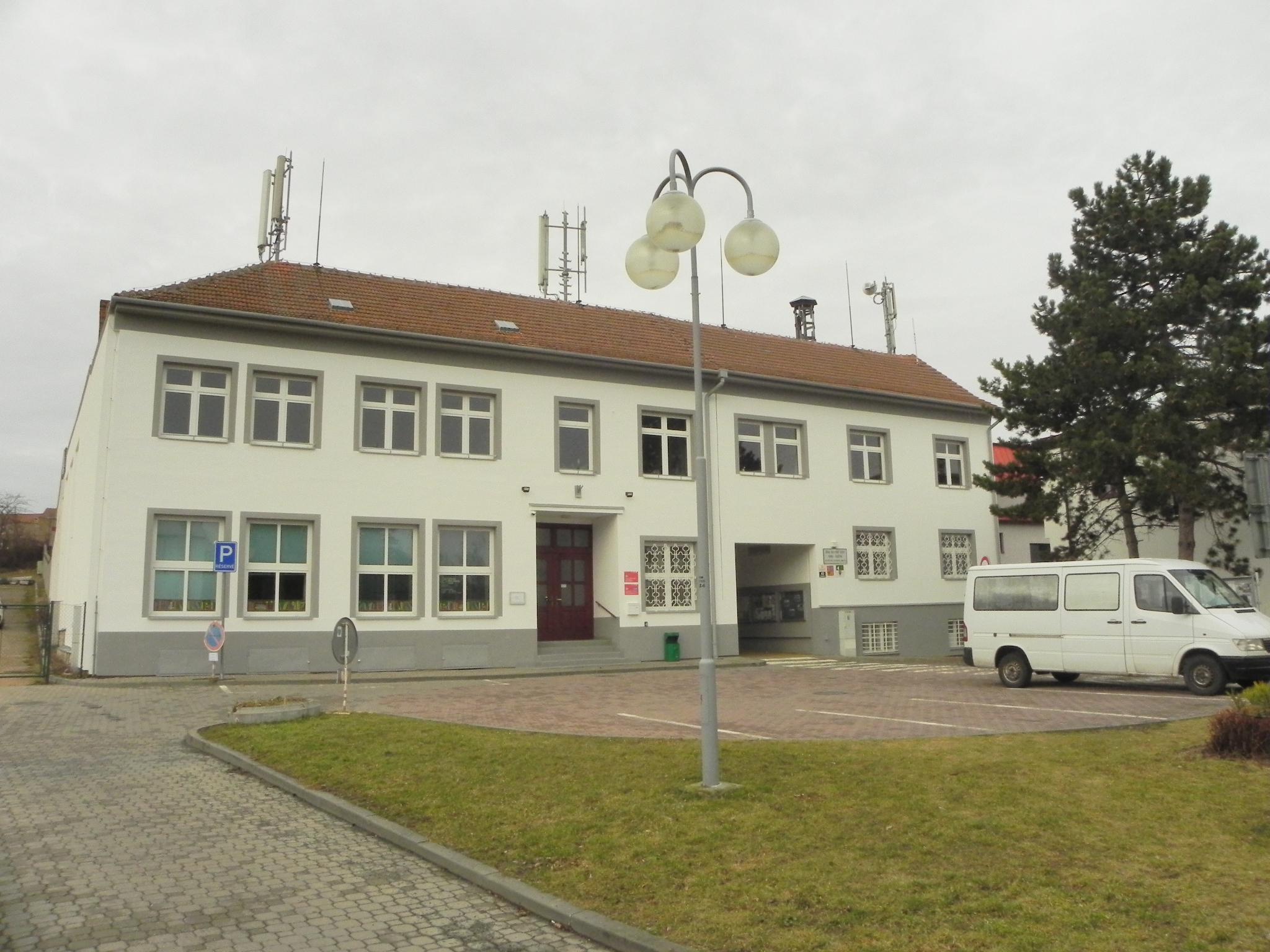 Úřad městské části Brno-Žebětín foto 3
