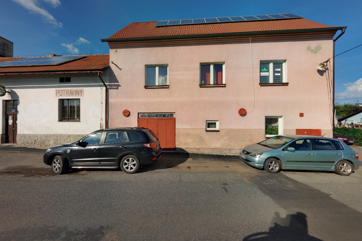 1. Vzájemná poradenská, a.s.