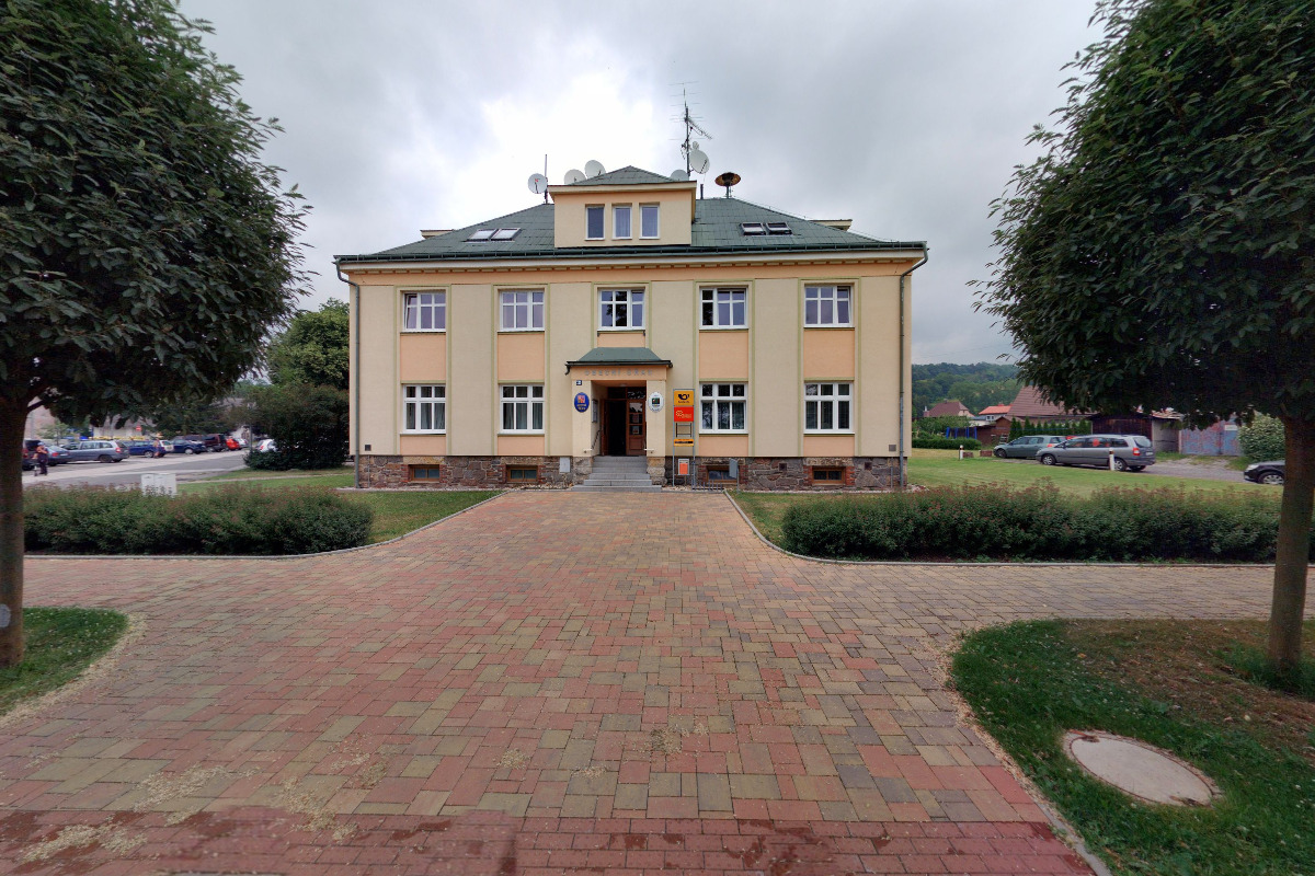 Lánov - obecní úřad foto 2