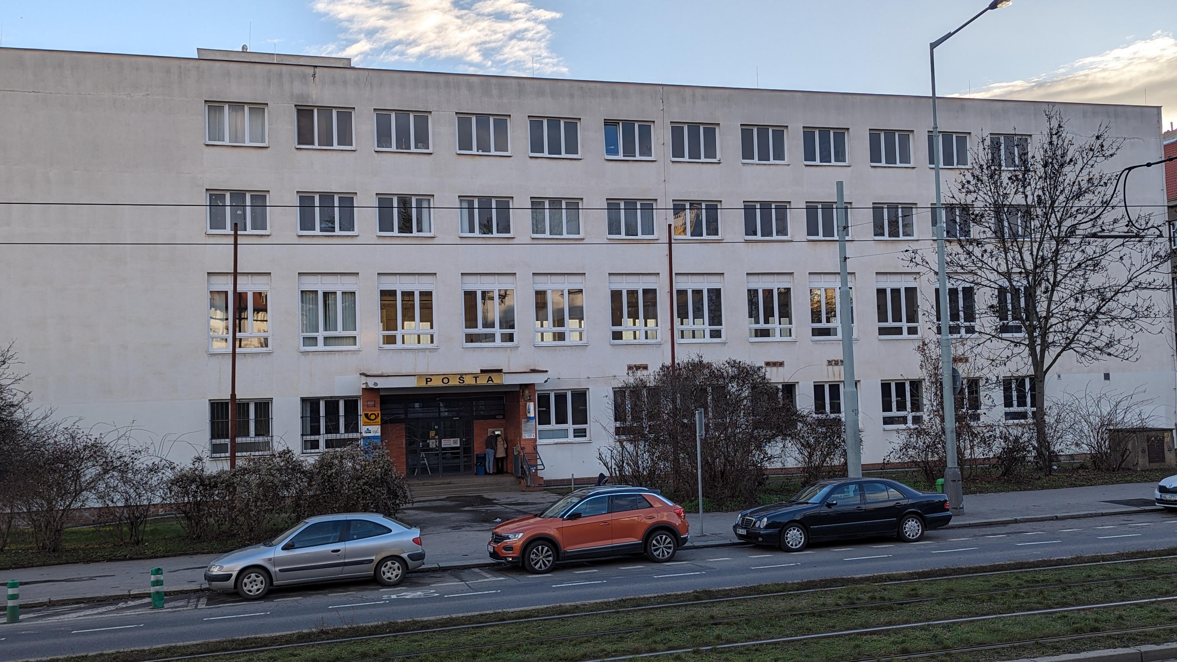 Pošta Praha 10 foto 3