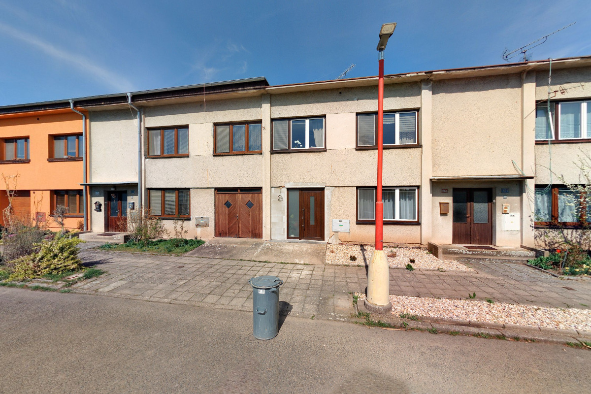 OVOCNÝ PĚSTITELSKÝ LIHOVAR, veřejná obchodní společnost foto 2