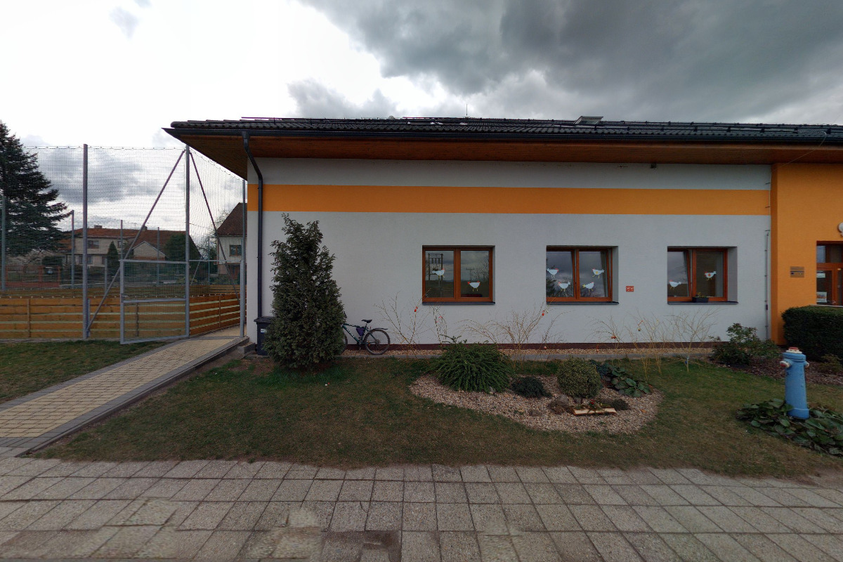 ZŠ a MŠ Prasek foto 2