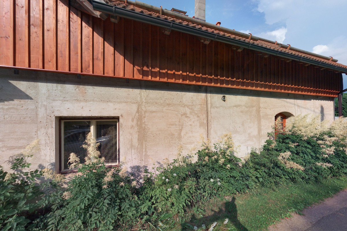 Family House 94