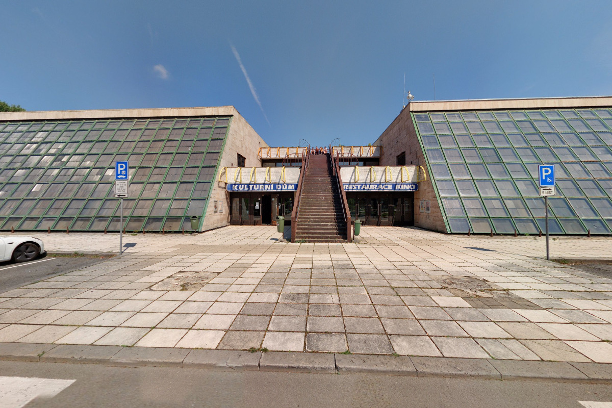 b 4 life finance, s.r.o.