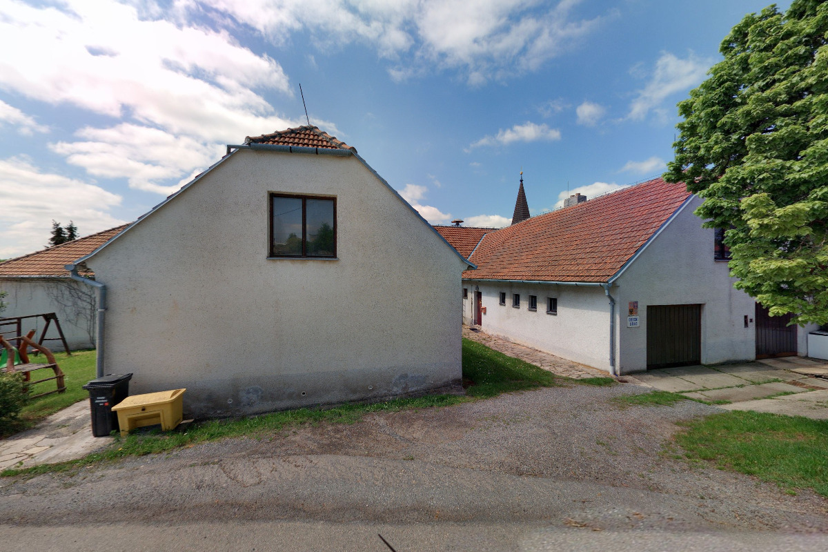 Jinošov - obecní úřad foto 2