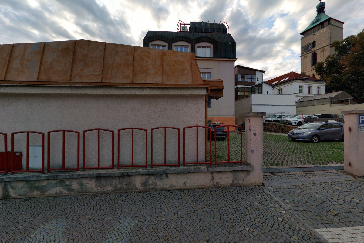 Dentální hygiena u kostela