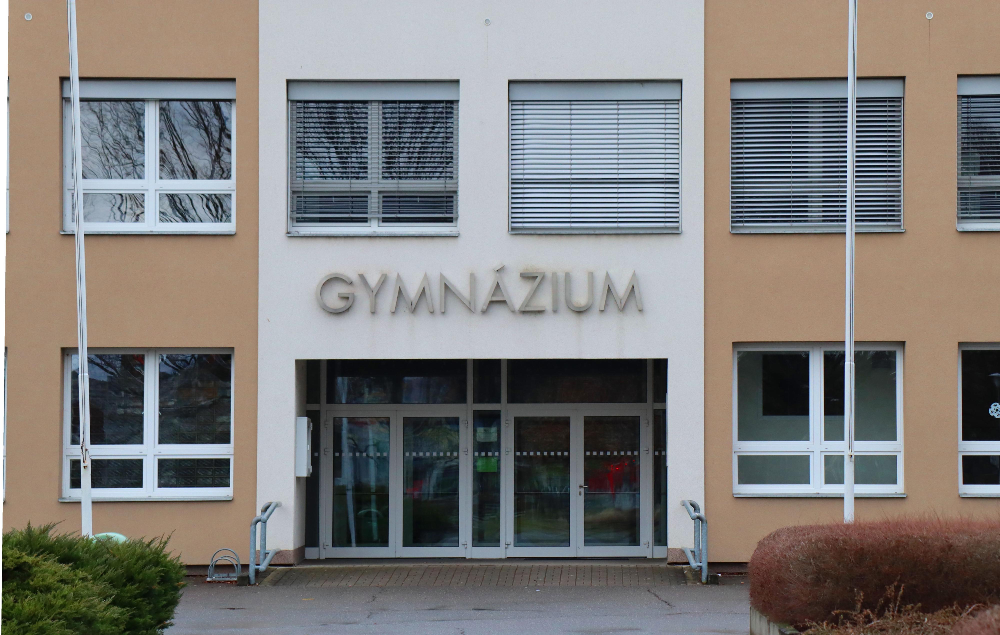 Gymnázium Pardubice, Mozartova foto 3