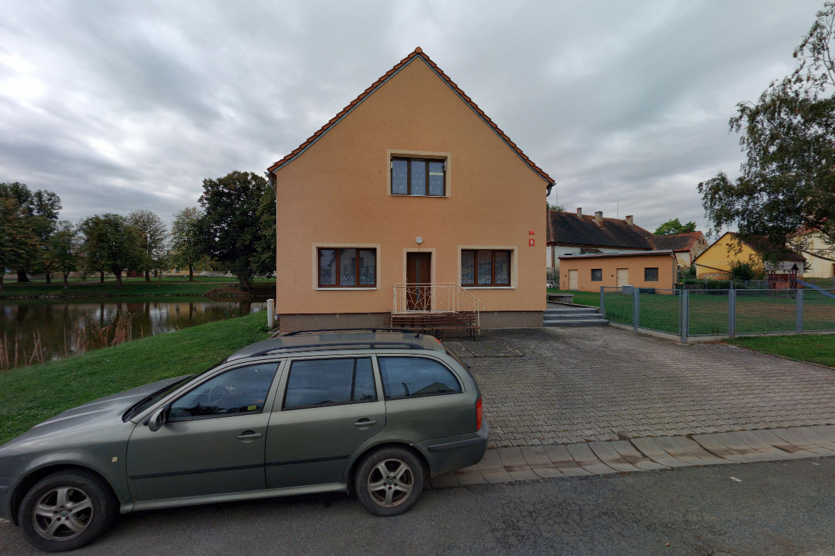 Obecní knihovna Ves Touškov