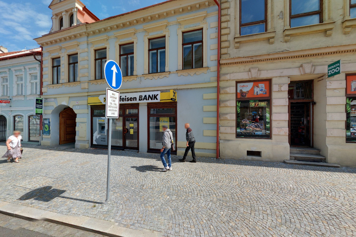 Raiffeisenbank - bankomat