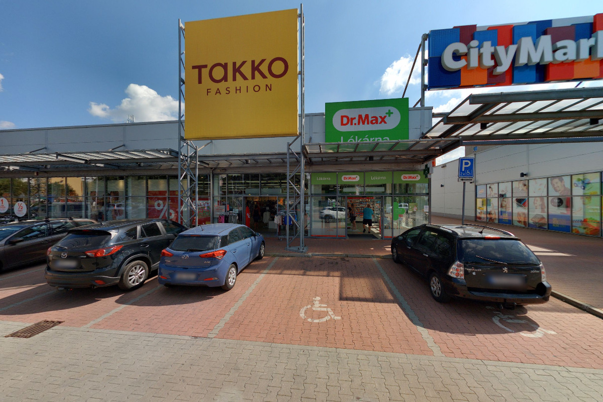 TAKKO FASHION foto 2