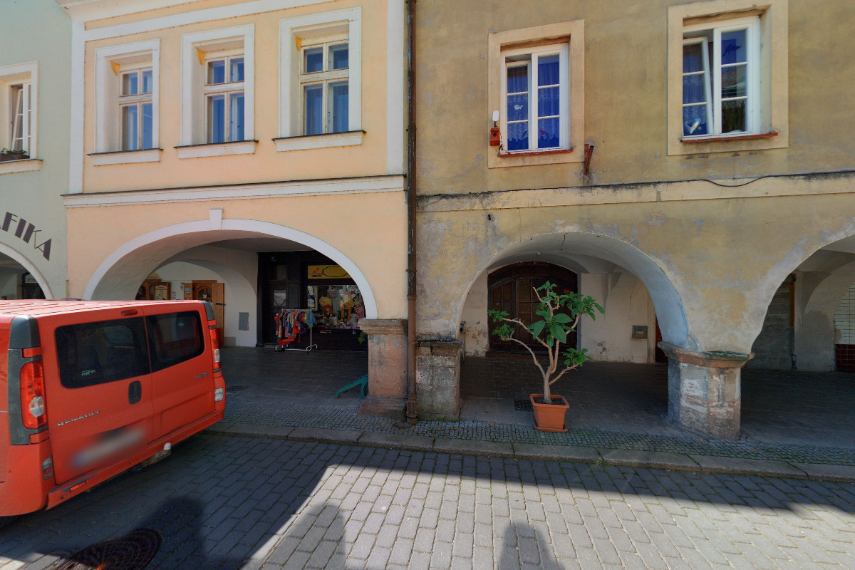 Čistírna oděvů Hostinné - sběrné místo foto 2