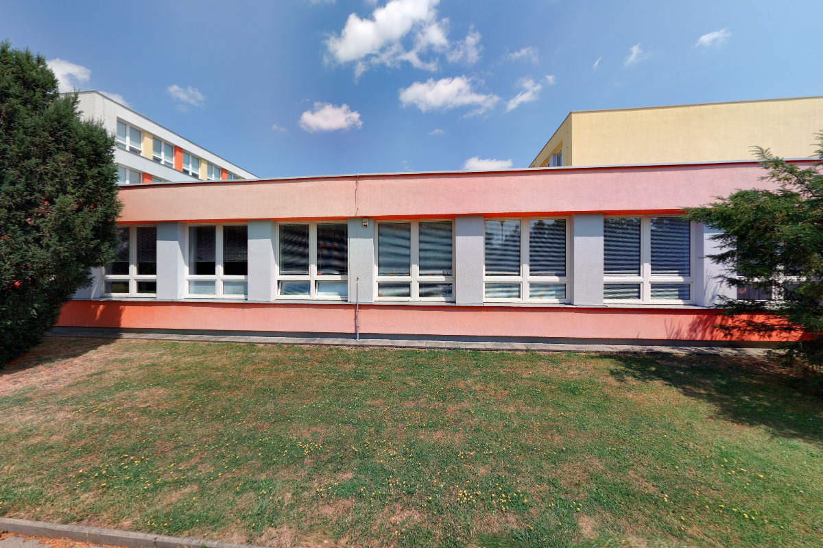 b 4 life finance, s.r.o.