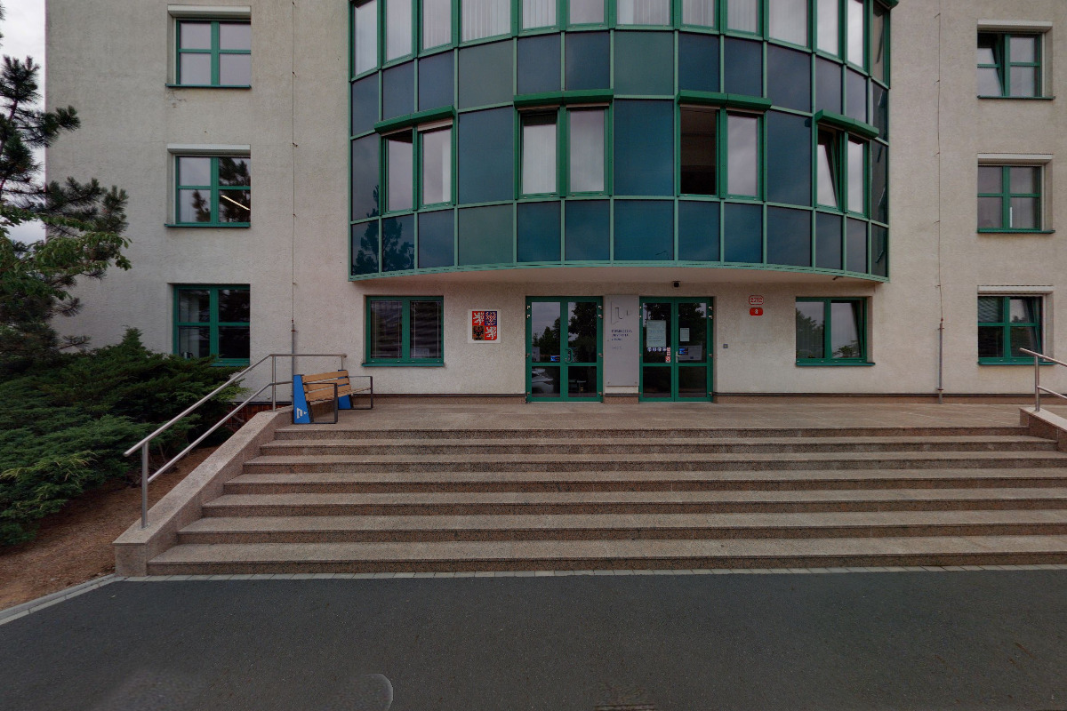 Regionální technologický institut - výzkumné centrum foto 2