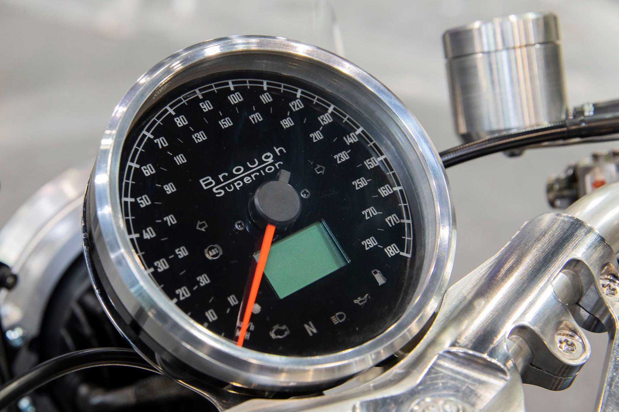 MR43 Exclusive Motorcycles